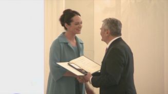 Ehrenhaft: Bundesverdienstkreuz für Natalia Wörner
